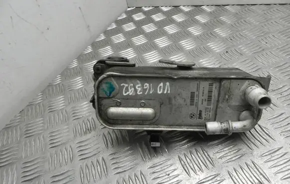 Engine oil radiator