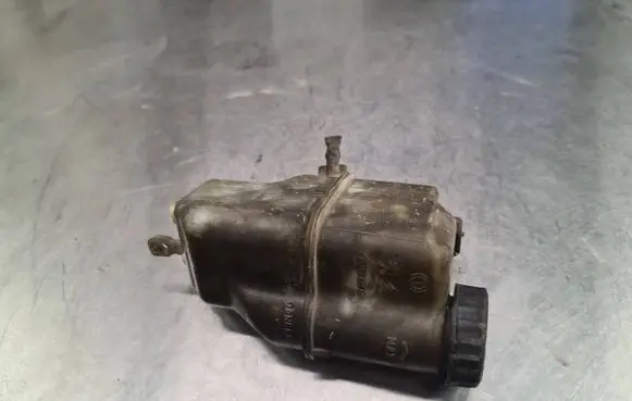 Peugeot 407 Brake fluid reservoir 9646980980