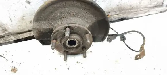 Mitsubishi Lancer X Front wheel hub 