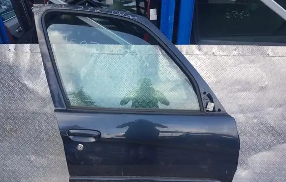 Citroen Xsara Picasso Front door