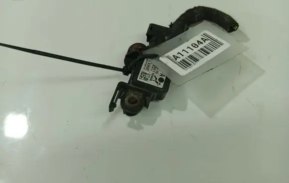 Opel Astra H Airbag deployment crash/impact sensor 13158750