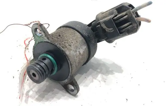 Peugeot Bipper Fuel pressure regulator 