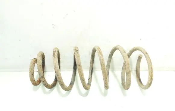 Volkswagen PASSAT B4 Rear coil spring