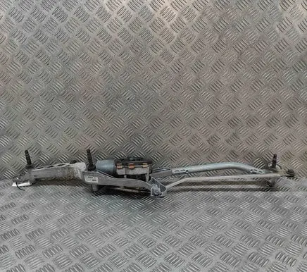 Front wiper linkage and motor