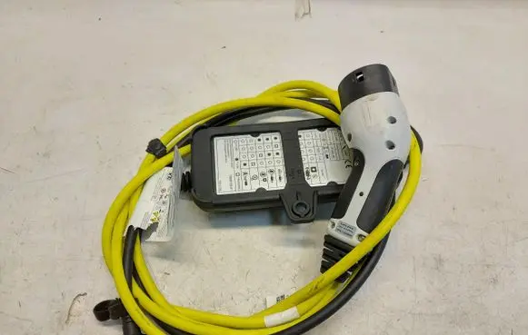 Citroen Berlingo Electric car charging cable