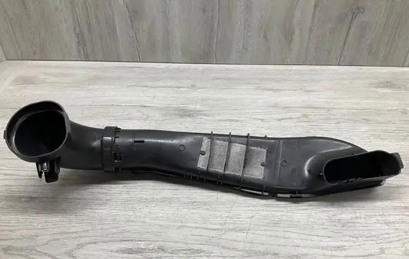 Land Rover Discovery 5 Air intake duct part JY329H707AB