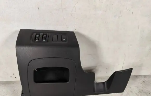 Dashboard lower bottom trim panel