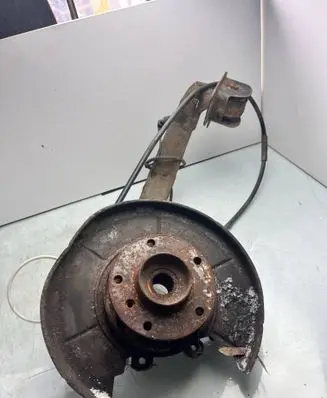 BMW 3 E46 Rear wheel hub spindle/knuckle 1234567
