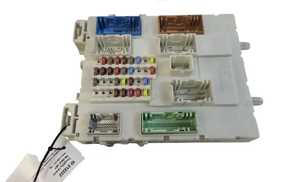 Volvo V40 Fuse module 31394964