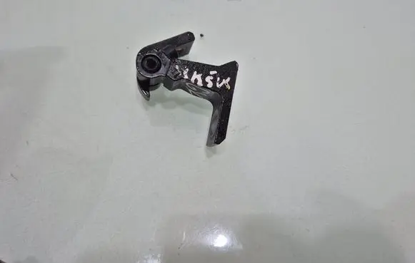 Porsche Macan (95B) Rear door upper hinge 