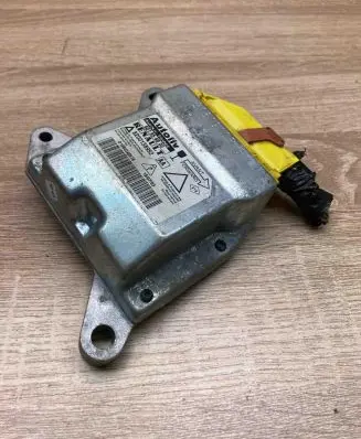 Renault Laguna II Airbag control unit/module 8200138952 601958800