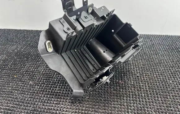 Dodge Durango III Fuse box set 04692263AD