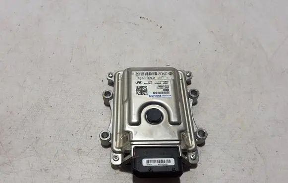 Hyundai Tucson TL Gearbox control unit/module 429513DNC0