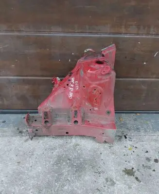 Toyota Yaris Front bodywork piece 