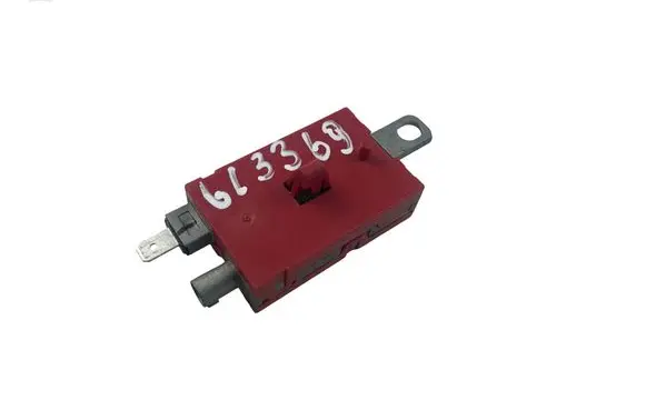 Volvo S60 Aerial antenna amplifier 7CP118C847EA P30761698