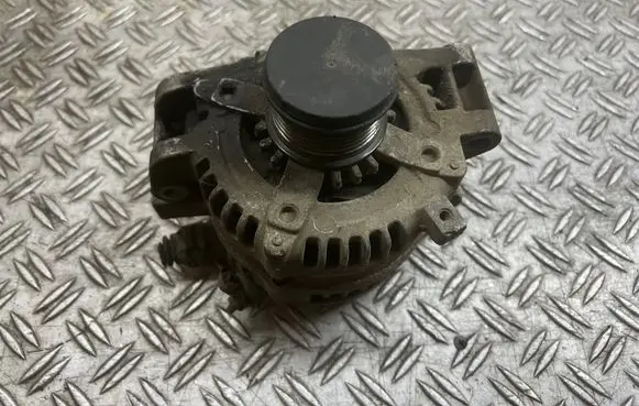 Toyota Avensis T250 Generator/alternator