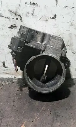 Seat Altea Throttle valve 03G128063C