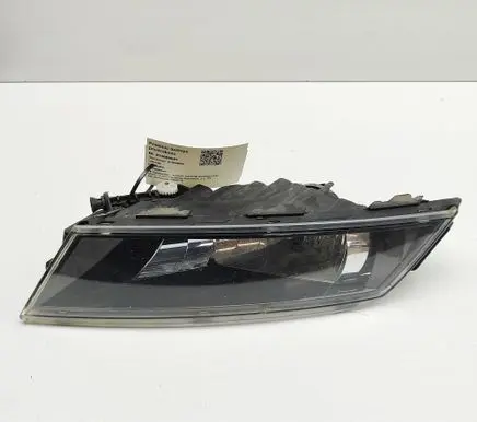 Skoda Superb B8 (3V) Front fog light 3V0941700