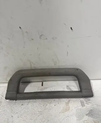 BMW 5 E34 Rear interior roof grab handle 8102403