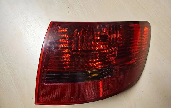 Audi A6 S6 C6 4F Rear/tail lights 89036920
