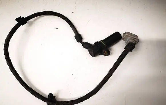 Volkswagen Golf IV Crankshaft position sensor 9805940