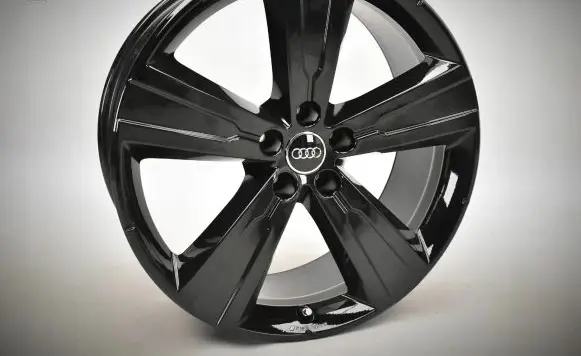 Audi SQ7 R20 alloy rim 4M0071490