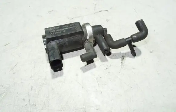 Audi A6 S6 C5 4B Turbo solenoid valve 059906627B