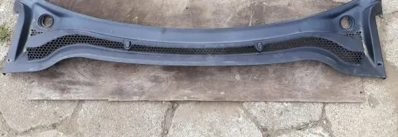 Peugeot RCZ Wiper trim YM21605080