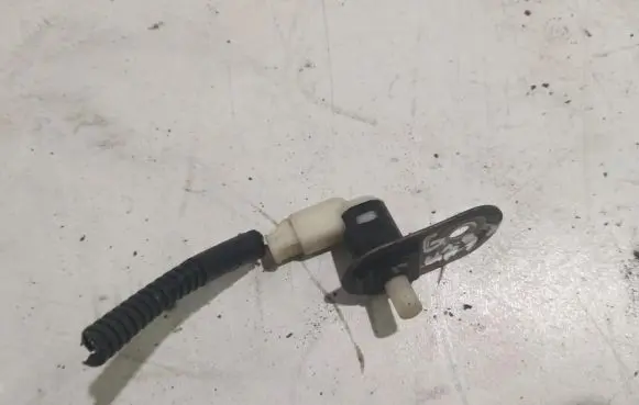 Toyota Corolla Verso AR10 Front door sensor 