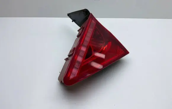 Audi A7 S7 4G Tailgate rear/tail lights 4G8945094A