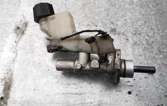 Mazda 6 Master brake cylinder