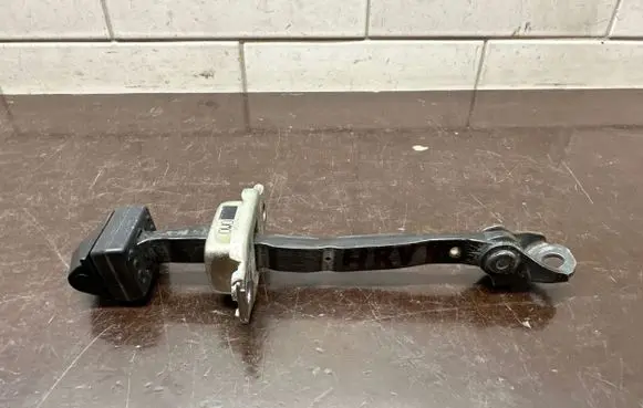 Honda HR-V Front door check strap stopper 