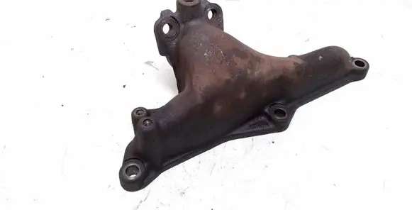 Toyota Yaris Exhaust manifold