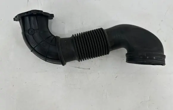 Land Rover Range Rover Evoque L538 Turbo air intake inlet pipe/hose GJ329F876AB