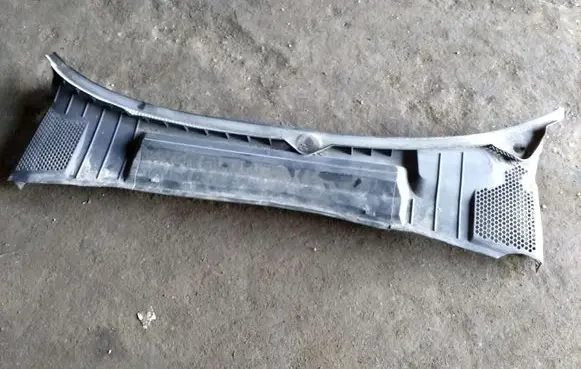 Opel Vectra B Wiper trim 90464416