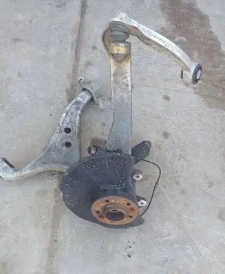 Mercedes-Benz GLE (W166 - C292) Front wheel hub spindle knuckle