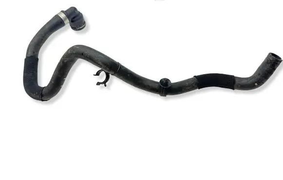 Volvo XC40 Engine coolant pipe/hose 