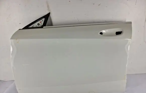 Mercedes-Benz CLA C117 X117 W117 Front door 