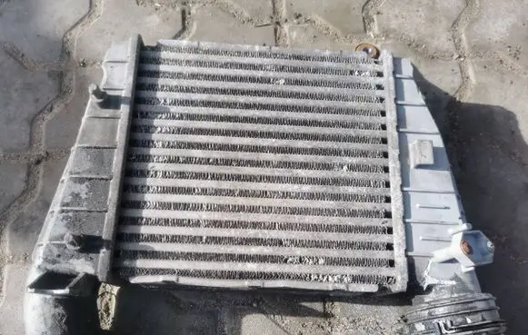 Volkswagen Phaeton Intercooler radiator IA1411 880537BA 3D0145788