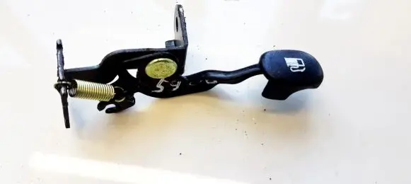 Hyundai i30 Fuel tank opening switch 