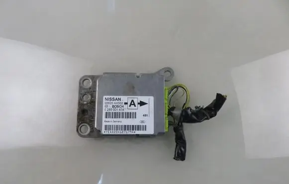 Nissan Micra Airbag control unit/module 0285001474