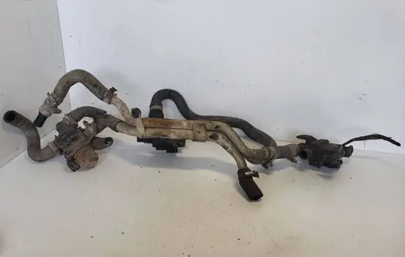 BMW 7 E65 E66 Coolant heater control valve 6906381