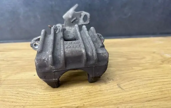Skoda Octavia Mk2 (1Z) Rear brake caliper 