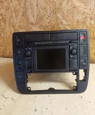 Volkswagen Sharan Radio/CD/DVD/GPS head unit 3B0035191D 3S0035191D VWZ1Z7F6387339