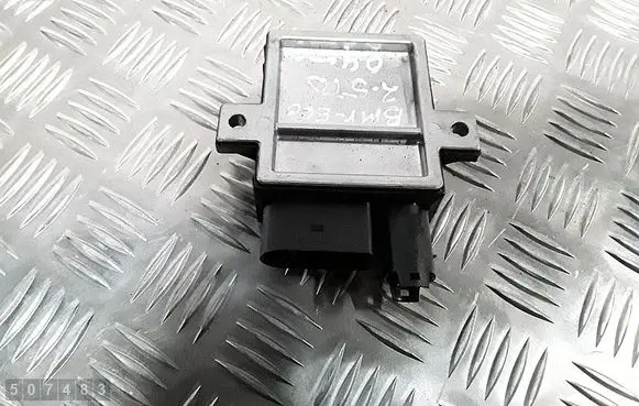 BMW 5 E60 E61 Glow plug pre-heat relay 2502197