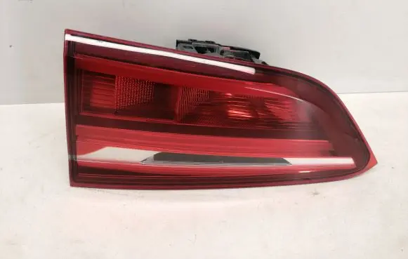 BMW X1 F48 F49 Tailgate rear/tail lights 7350698