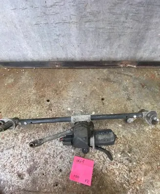 Chevrolet Lacetti Front wiper linkage and motor 