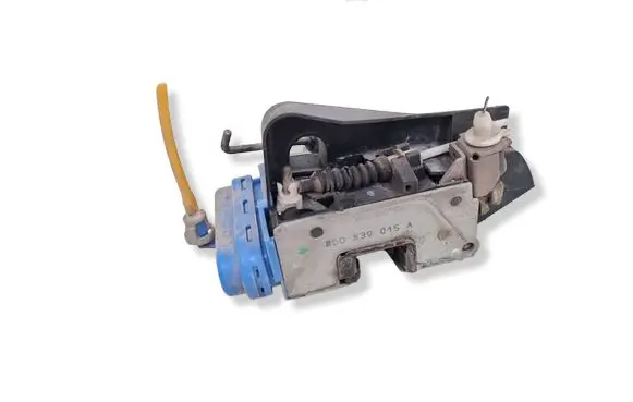 Audi A6 S6 C4 4A Rear door lock 8D0839015A