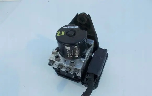 Volkswagen Golf VI ABS Pump 1K0907379BJ