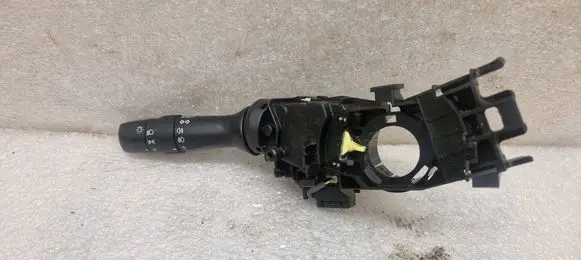 Toyota Verso Indicator stalk 17F421 05200